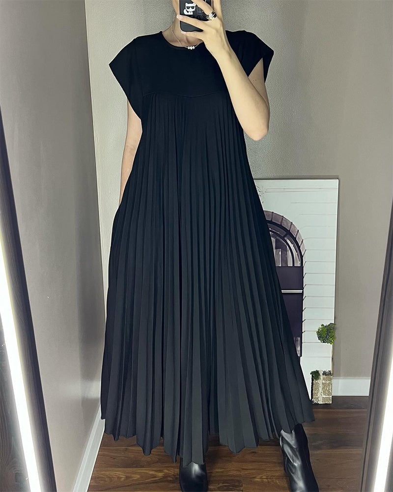 Timeless and Comfortable Dress