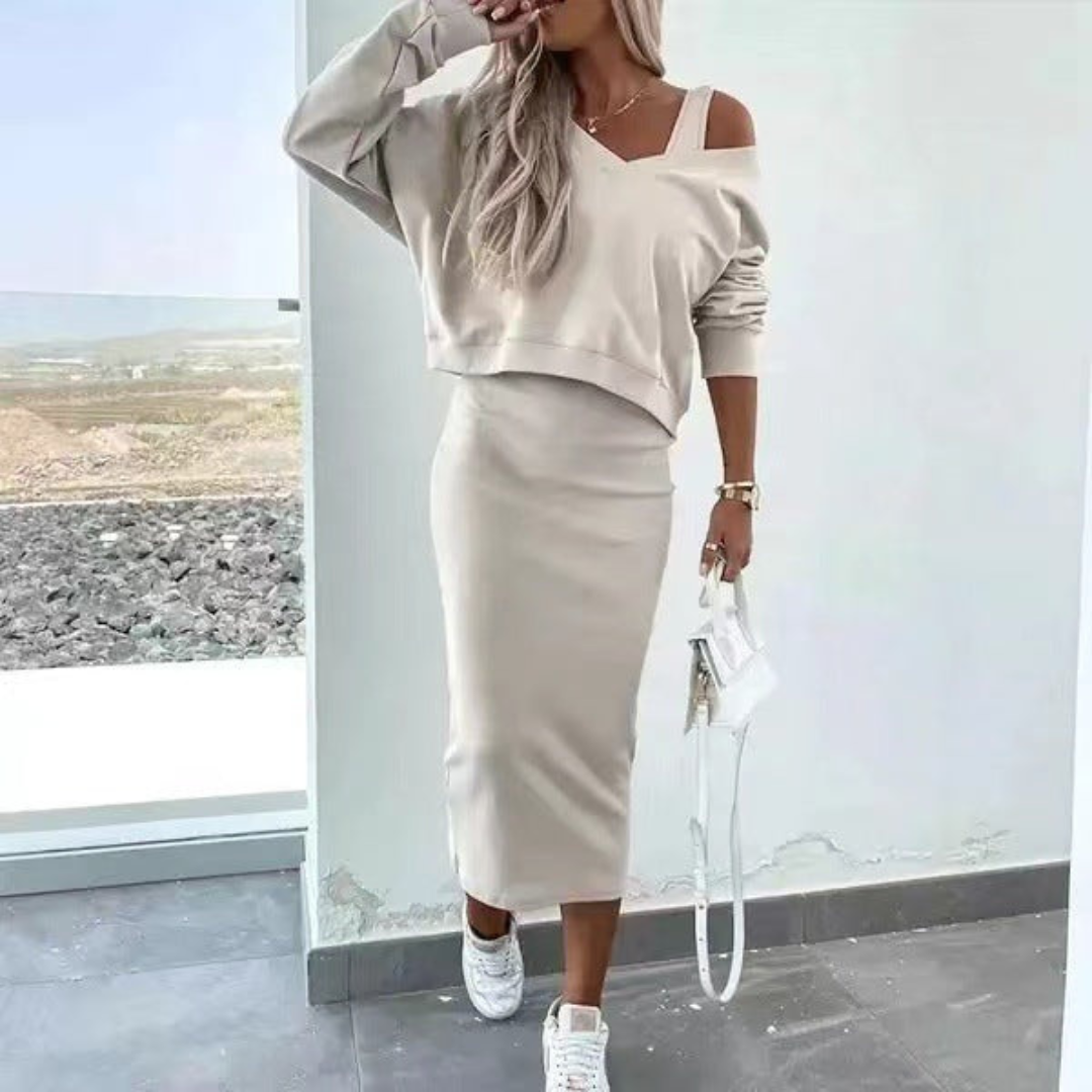 Luxe Regina™ V-Neck Sweatshirt Top Suit Set
