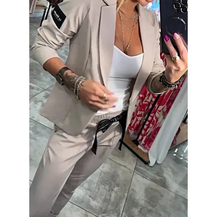 Tailored set with a soft blazer and relaxed joggers