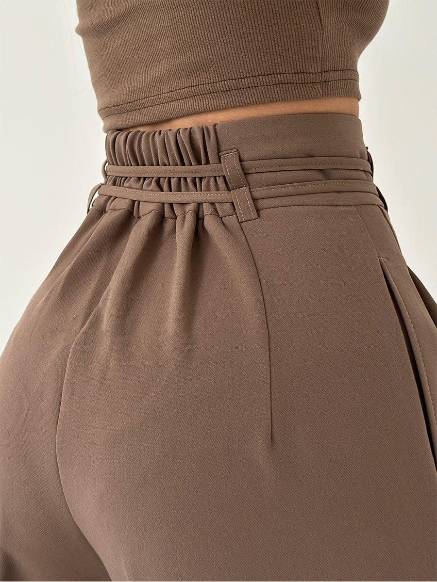 Luxe Regina™ | Elegant Wide-Leg Pants with High Waistband and Belt Detail