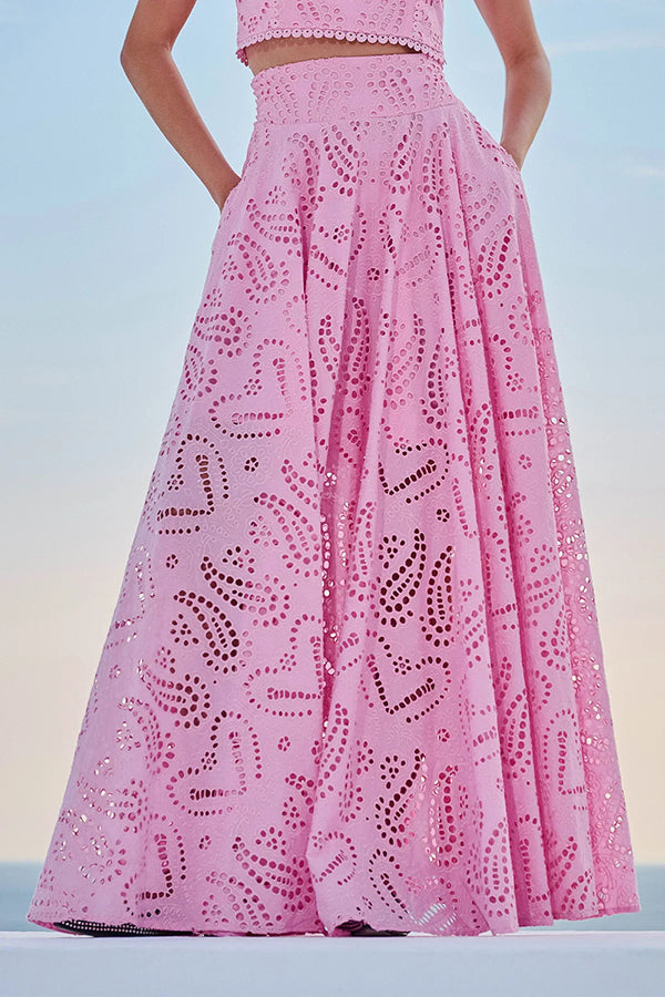 Boho set with broderie anglaise, cropped top, and pockets