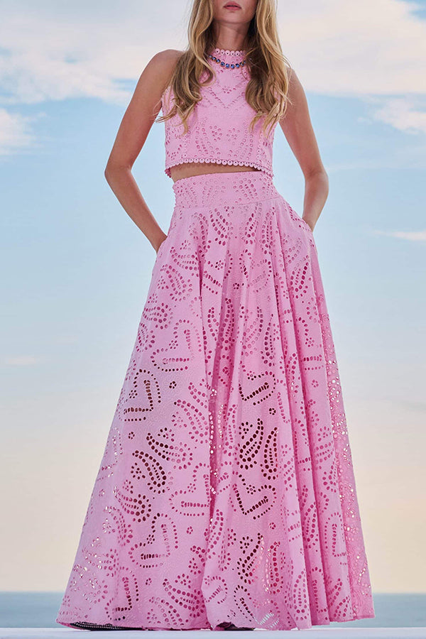 Boho set with broderie anglaise, cropped top, and pockets