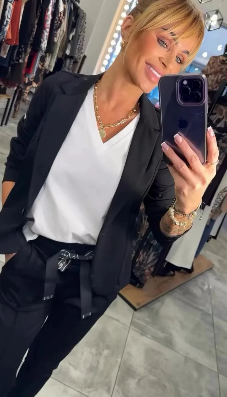 Tailored set with a soft blazer and relaxed joggers