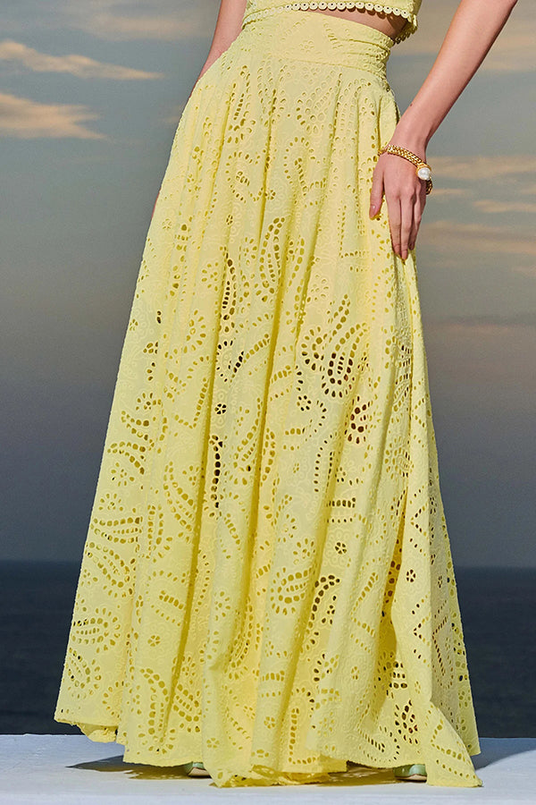 Boho set with broderie anglaise, cropped top, and pockets