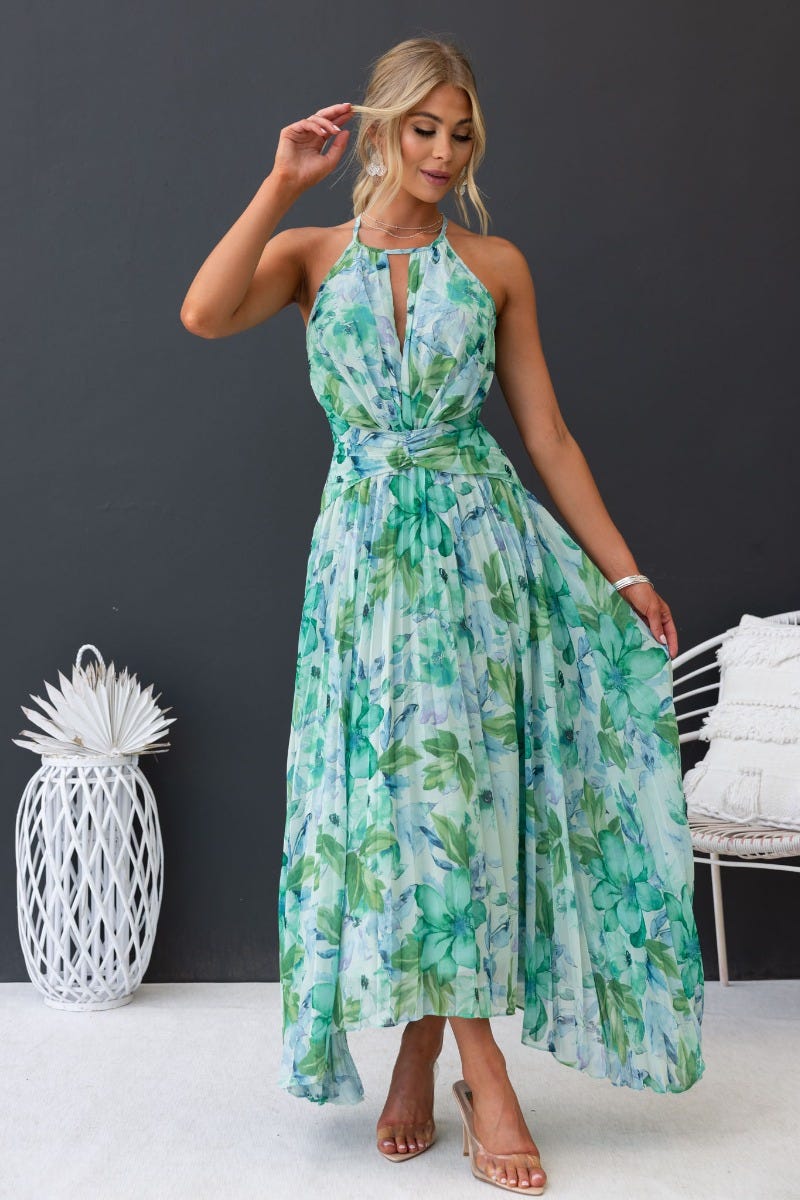 Luxe Regina™ – Floral Elegance for Every Occasion