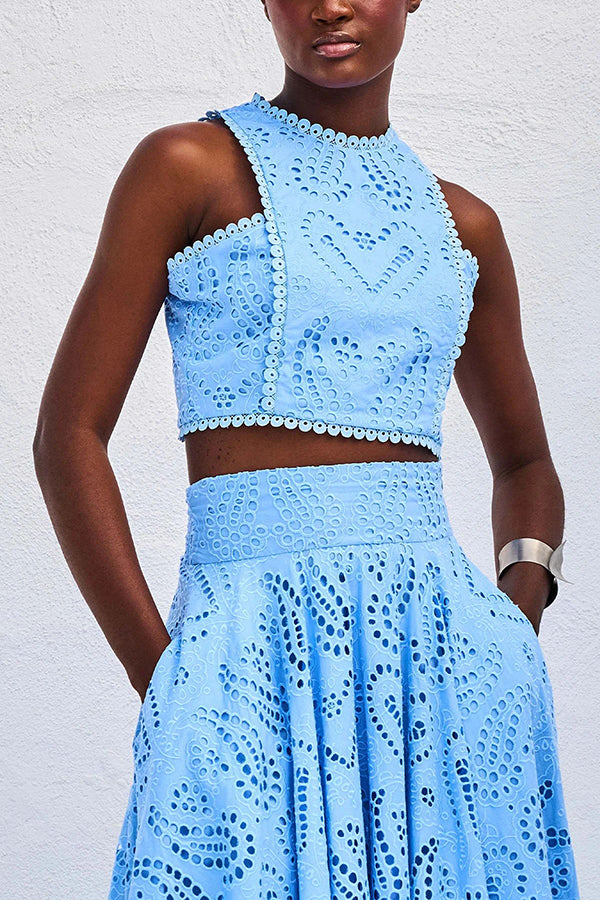 Boho set with broderie anglaise, cropped top, and pockets