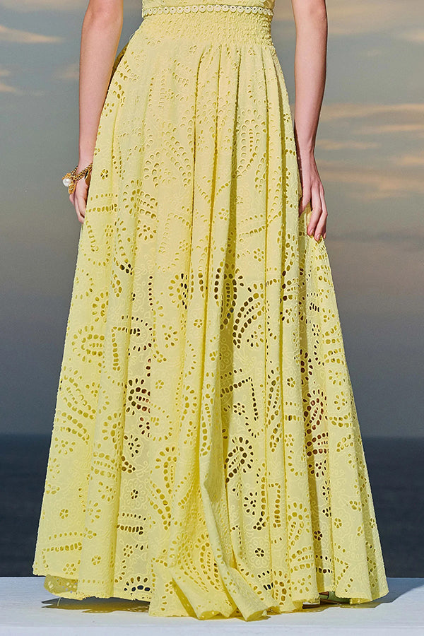 Boho set with broderie anglaise, cropped top, and pockets