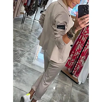 Tailored set with a soft blazer and relaxed joggers
