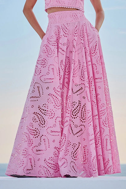 Boho set with broderie anglaise, cropped top, and pockets