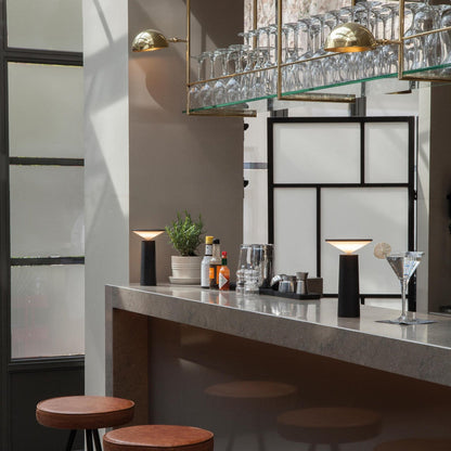 Lámpara LED Portátil Moderna